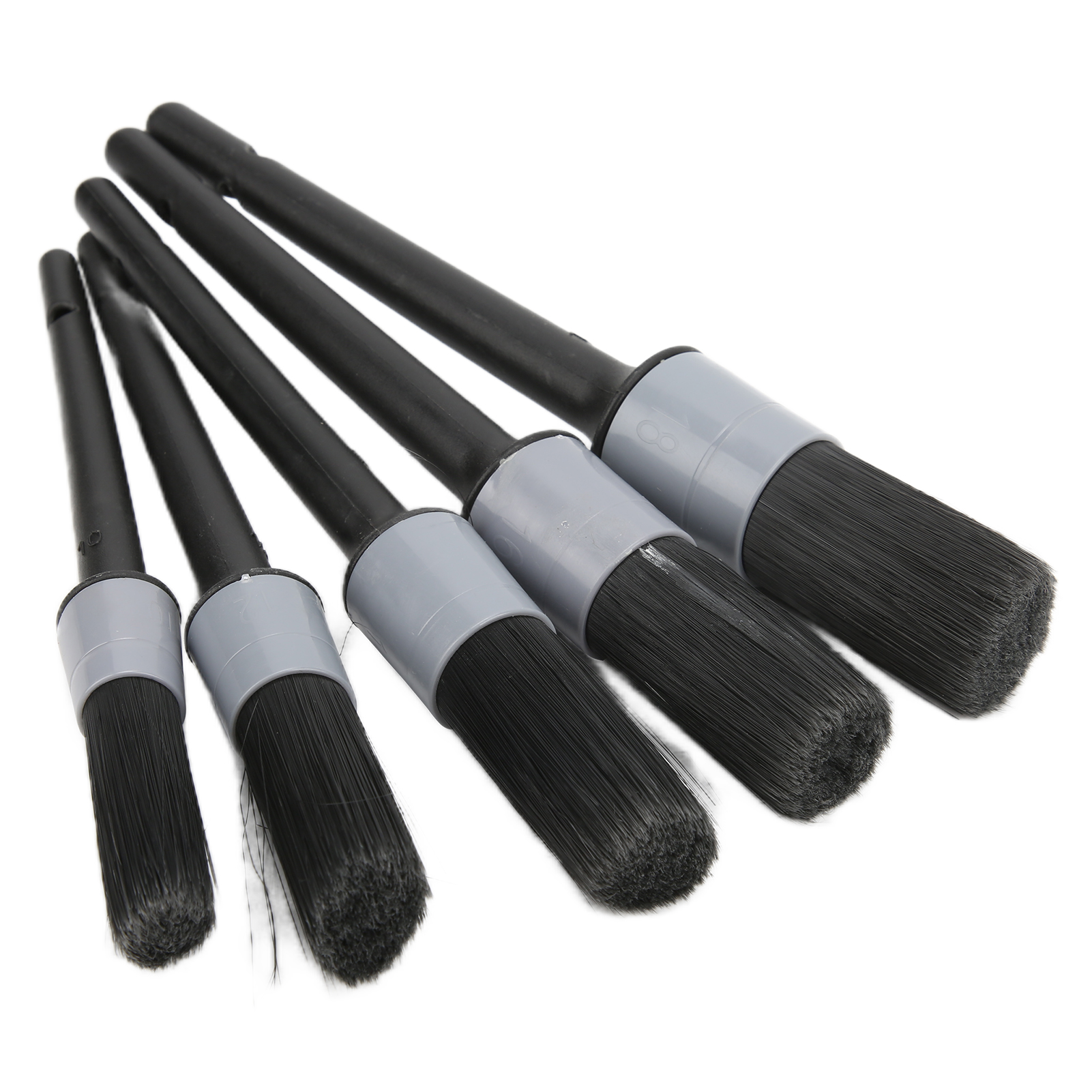 Set Mit 5 Autopflegebürsten Für Die Innen- Und Außenreinigung Von Motor, Auspuff, Leder Und Sitzen, Schwarz Und Grau.