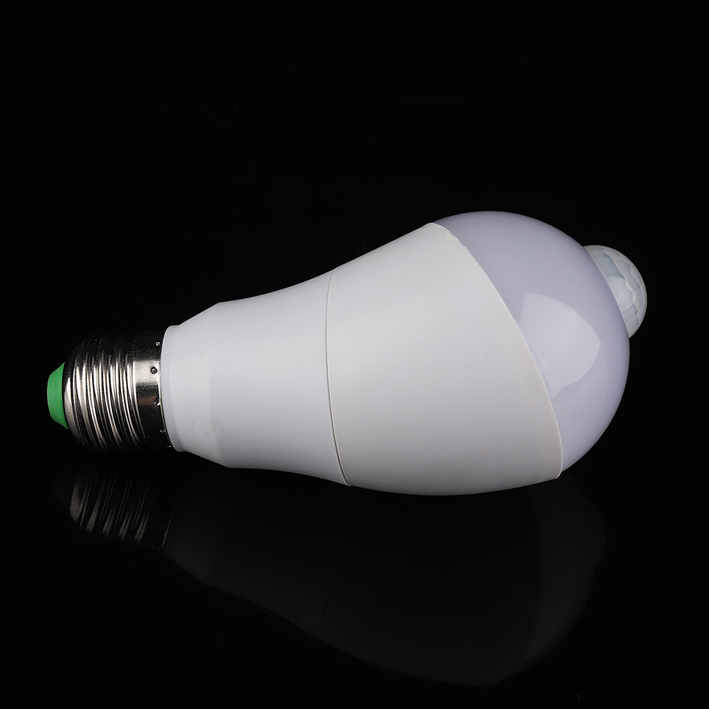 Led-leuchte Mit Bewegungsmelder, 350° Drehbarer Sensorkopf Für Flur E27 (kaltweiß, 7 W)