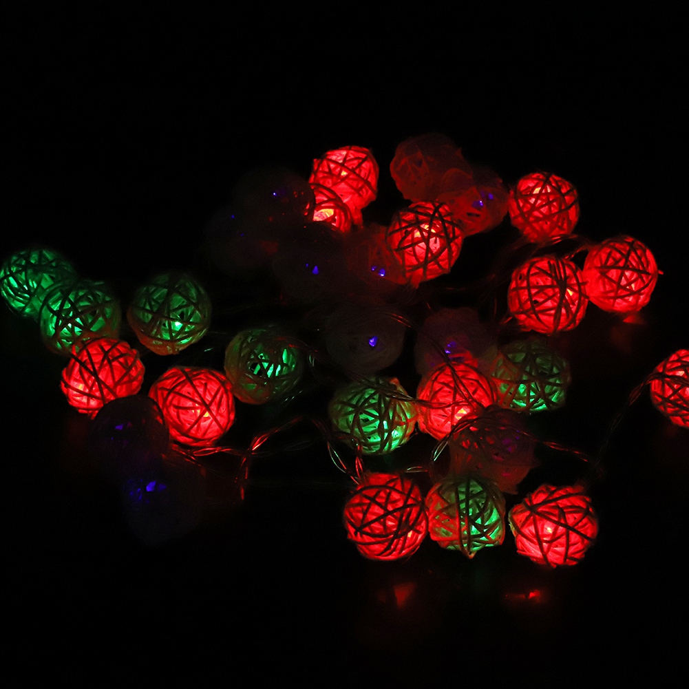 Lichterkette Mit 30 Leds, Batteriebetrieben, Aus Rattankugeln, Hängend Und Dekorativ (bunt)