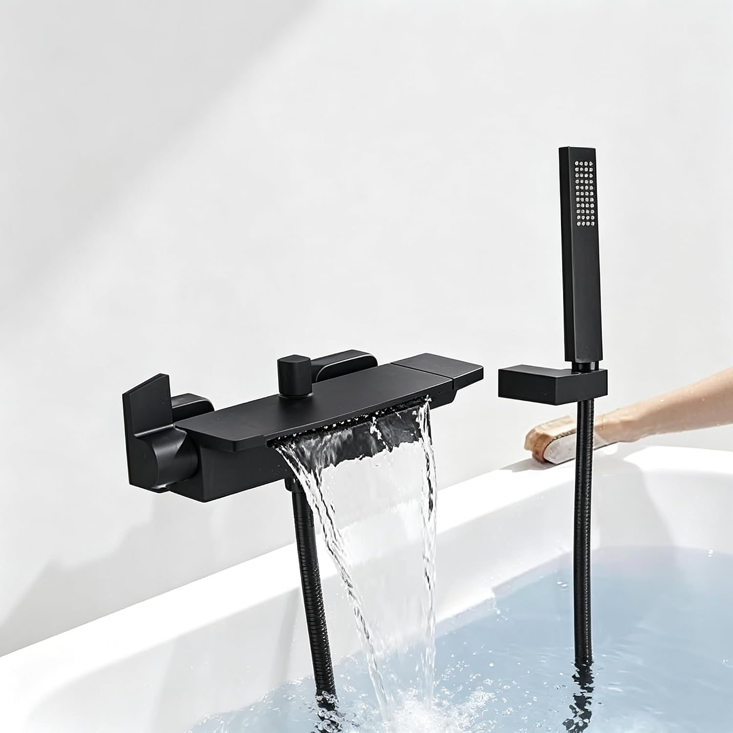 Schwarze, Thermostatische Wasserfall-badewannenarmatur Mit Handbrause Und Messing-mischbatterie, Wandmontage, Mit Warm- Und Kaltwasserdusche