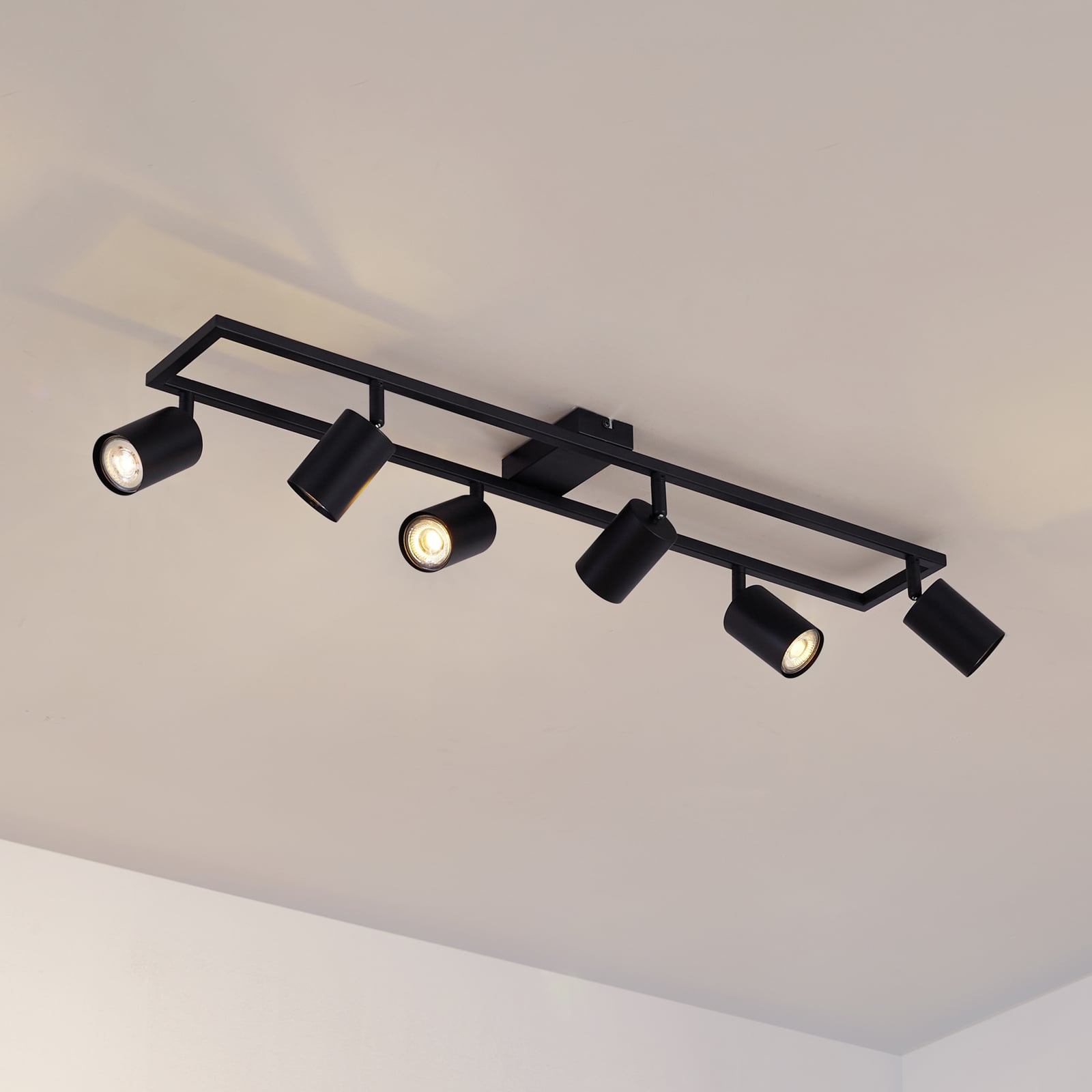 [neuwertig] B-ware Lindby Deckenstrahler Strahler Bravius Schwarz 6-flammig Eisen