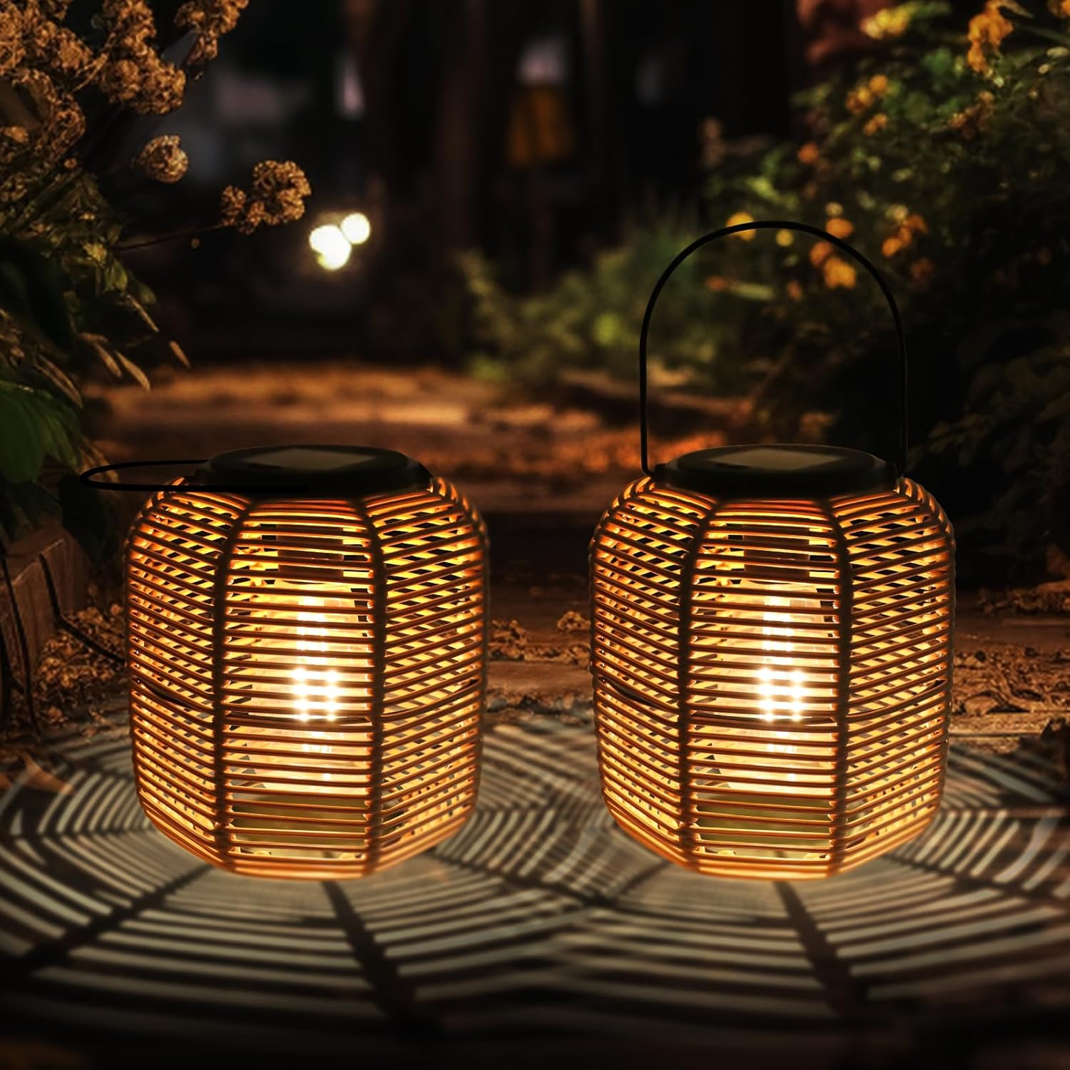 Solarlaterne – 2 Stück – Rattan – Automatische Beleuchtung – Garten, Terrasse, Hof – Schwarz