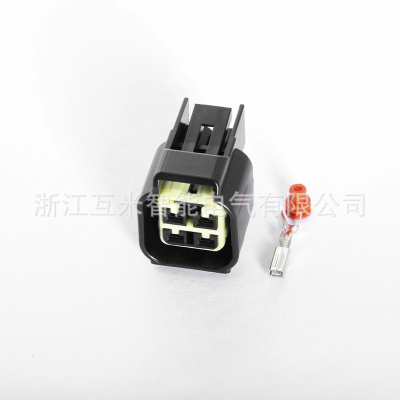 Dj7041y-2.3-11/21 Stecker 4-poliger Wasserdichter Kfz-stecker Fw-c-4f(m)-b