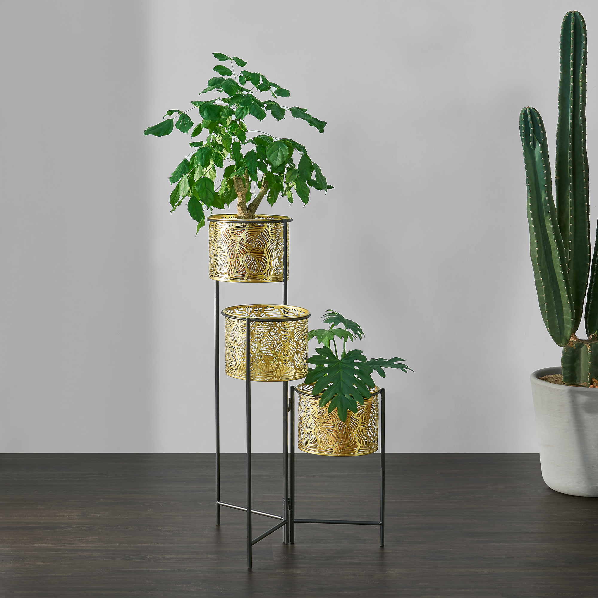 [en.casa] - Blumenständer Verrebroek Schwarz/messingfarben