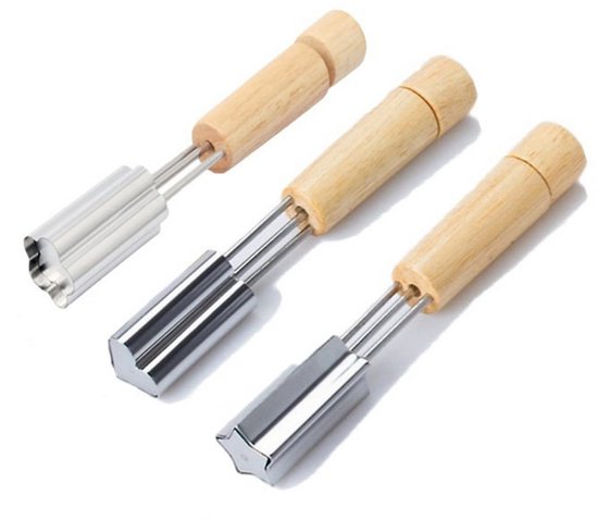 Dailygoods Ausstechformen-set 3-teilig Ausstechformen Aus Edelstahl Gemüseausstecher Holzgriff Blumen Herz Stern Ideal Zum Backen Ausstechformen