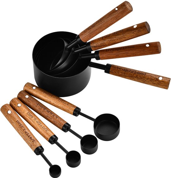 8-teiliges Set Aus Messbechern Und -löffeln Aus Edelstahl. Messbecher Und -löffel Aus Metall Mit Holzgriffen Zum Kochen Und Backen. 8er-set.