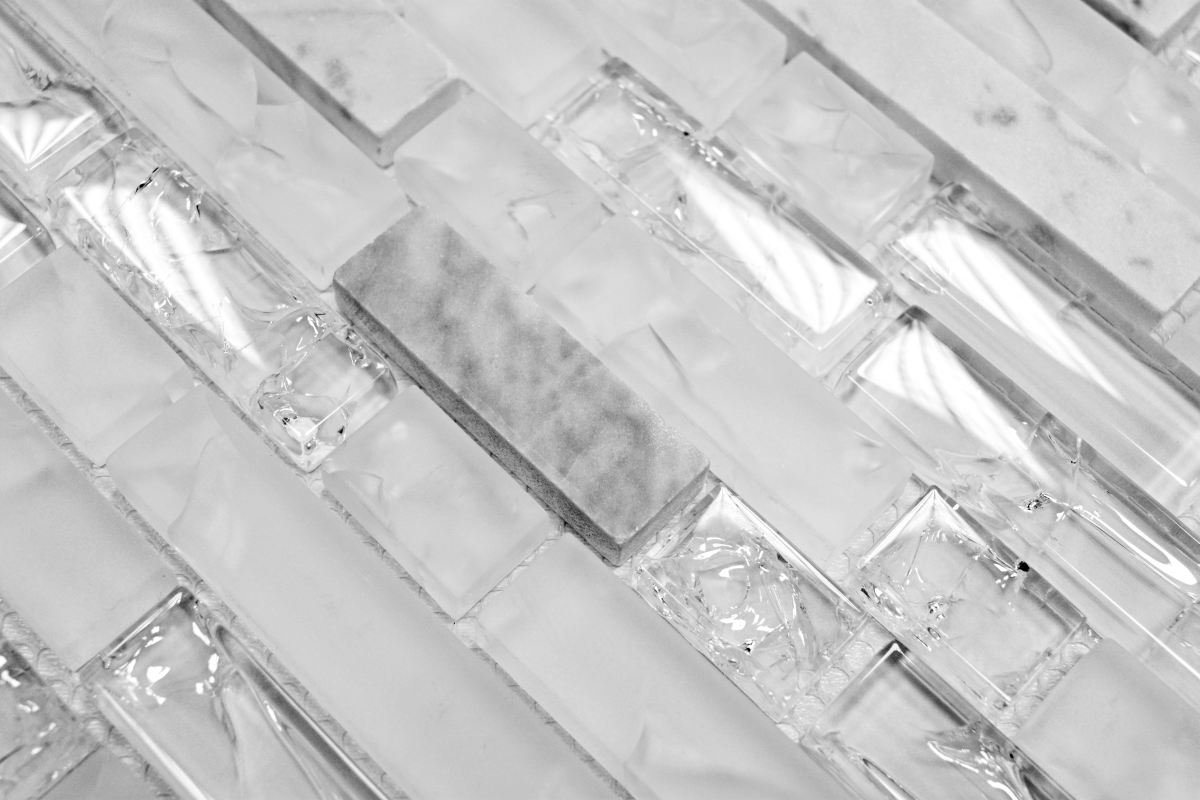 Mosani Mosaikfliesen Glasmosaik Naturstein Stäbchen Mosaikfliesen weiß klar carrara Bild 3