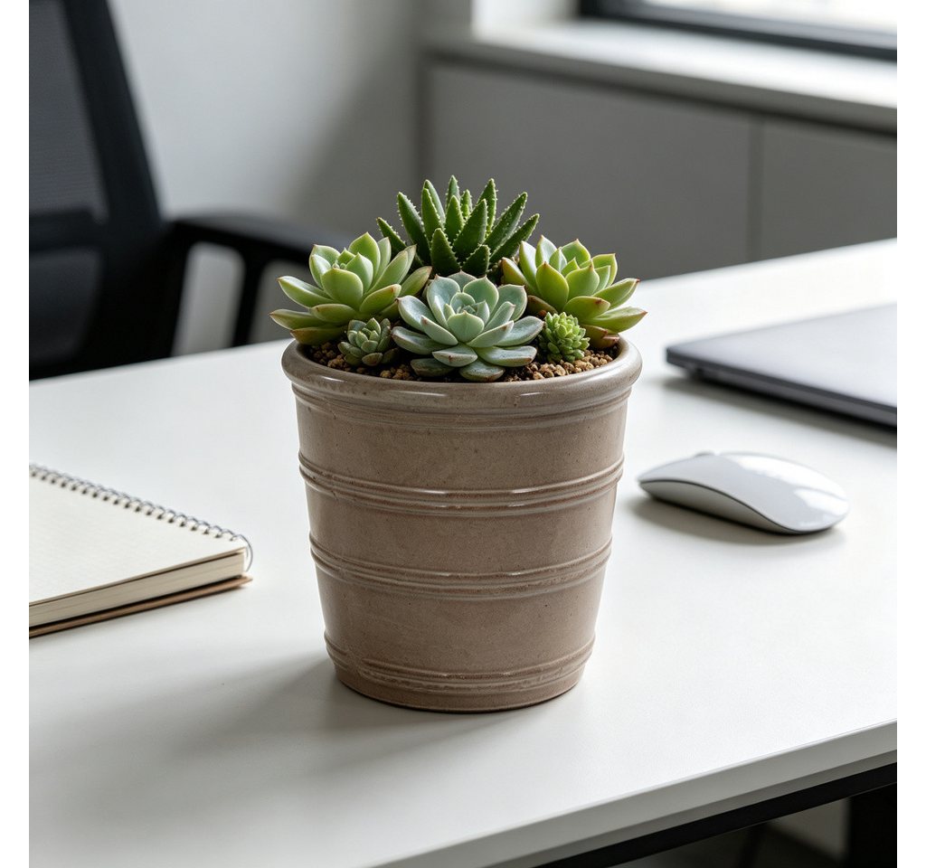 CHICFURN Blumentopf Handgefertigt mit horizontaler Rillenstruktur (Packung, 1 St., Keramik Pflanzgefäß, atmungsaktiv, frostsicher), Mit Ablauflöchern, glänzend Taupebraun, Ø 24 cm Bild 2