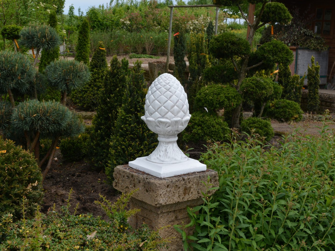 gartendekoparadies.de Gartenfigur Pinienzapfen Steinfigur Zirbelnuss, H. 43 cm, 24 kg, Frostsicher Bild 2