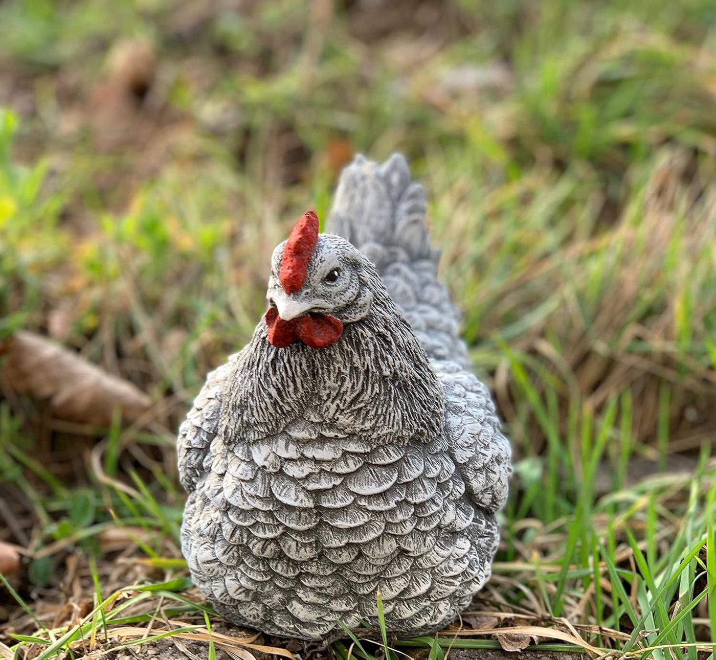 Stone and Style Gartenfigur Frostfeste Steinfigur Huhn Henne naturgetreu Bild 3