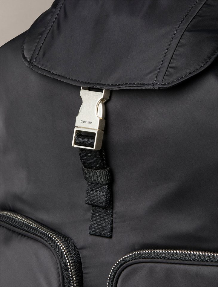 Calvin Klein Rucksack POCKET NYLON FLAP BACKPACK, Freizeitrucksack, Cityrucksack mit zwei Fronttaschen Bild 2