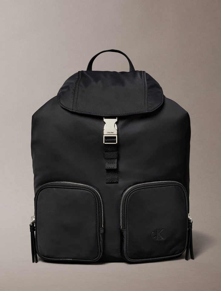 Calvin Klein Rucksack POCKET NYLON FLAP BACKPACK, Freizeitrucksack, Cityrucksack mit zwei Fronttaschen Bild 4