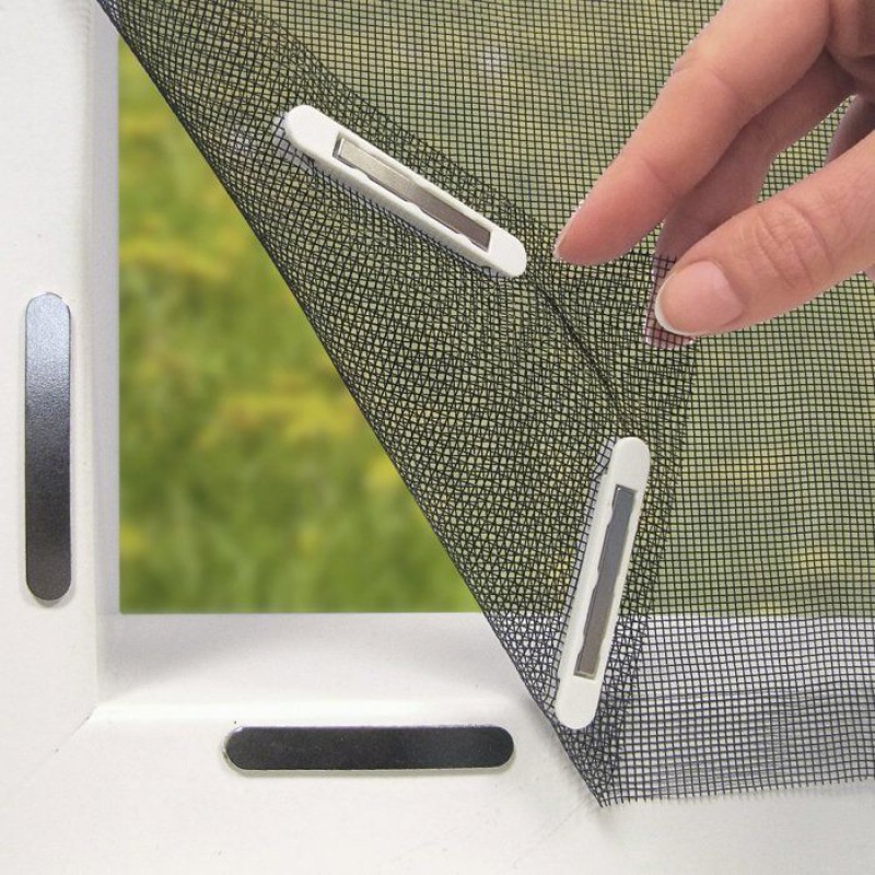 Fenster-moskitonetz Mit Magnetverschluss Das Moskitonetz Kann Auf Eine Größe Bis Zu 150 X 130 Cm Zugeschnitten Werden.