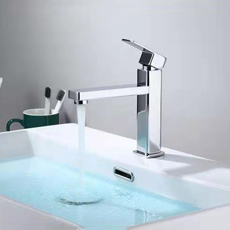 Hochwertige, Einflutige Kaltwasserarmatur Für Badezimmerwaschbecken, Aufsatzwaschbecken Und Spritzwassergeschützte Balkonarmaturen – Galvanisiertes Flachprofilmodell