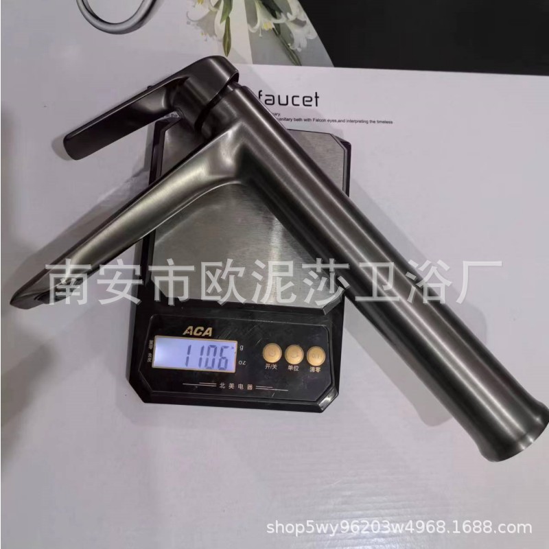 Waschtischarmatur Mit Messingkern In Gunmetal-grau Für Badezimmerwaschbecken Und -becken – Warm- Und Kaltwasseranschluss – Hohes Modell In Gunmetal-grau