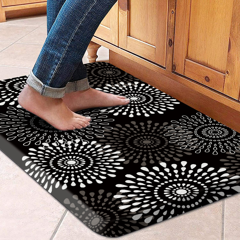 Beliebte, Luxuriöse Küchenmatte Im Nordischen Stil – Abwischbar, Waschfrei, Mit Klassischem Blumenmuster, Hochwertiger Haptik, Öl- Und Fleckenabweisend – Chrysantheme – Schwarze Webstruktur, Abgeschrä