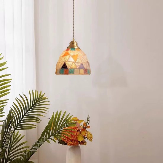 Pendelleuchte Mit Skandinavischem Glasschirm Und Messingfuß, Für Schlafzimmer, Wohnzimmer Und Küche.
