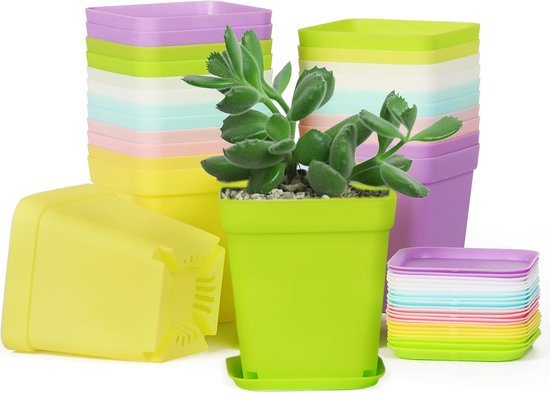 24 Kleine Pflanztöpfe Aus Kunststoff, 7 Cm Quadratisch, Mit Untersetzern Und Abflusslöchern, 6 Farbige Blühpflanzen, Anzuchttöpfe Für Drinnen Und