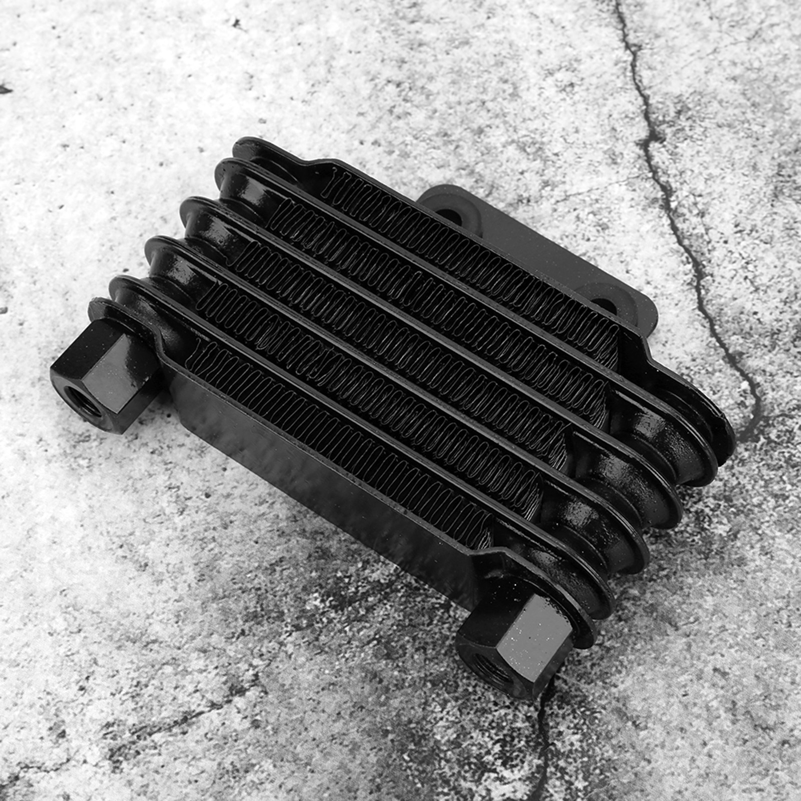 Universeller Motorölkühler (65 Ml) Für Motorräder, Dirtbikes Und Atvs Mit 100–250 Cm³ Hubraum.