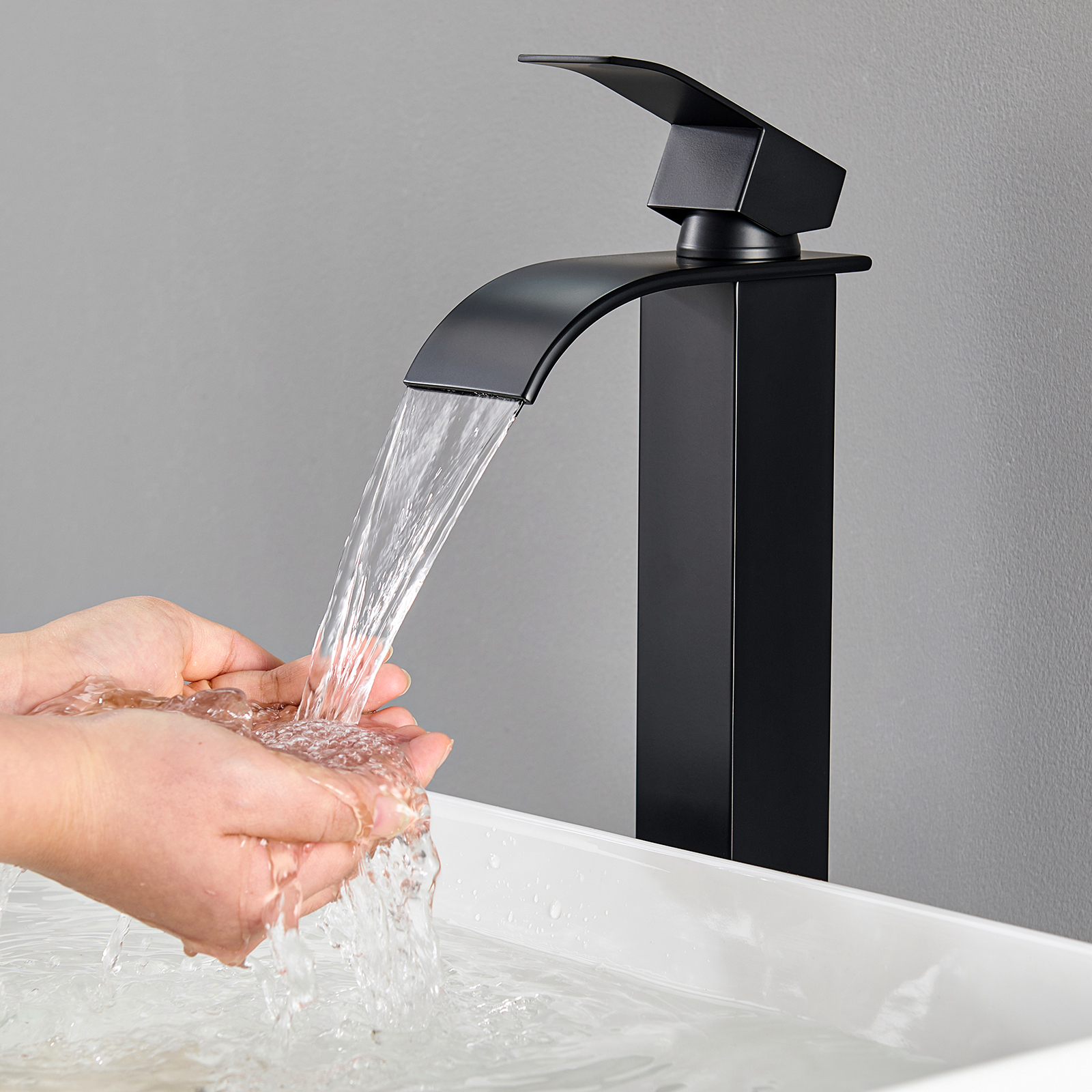 Cecipa Max Badarmatur Wasserfall Wasserhahn Bad, Edelstahl Waschtischarmatur, Einhebelmischer Mischbatterie Bad, Schwarz Xl