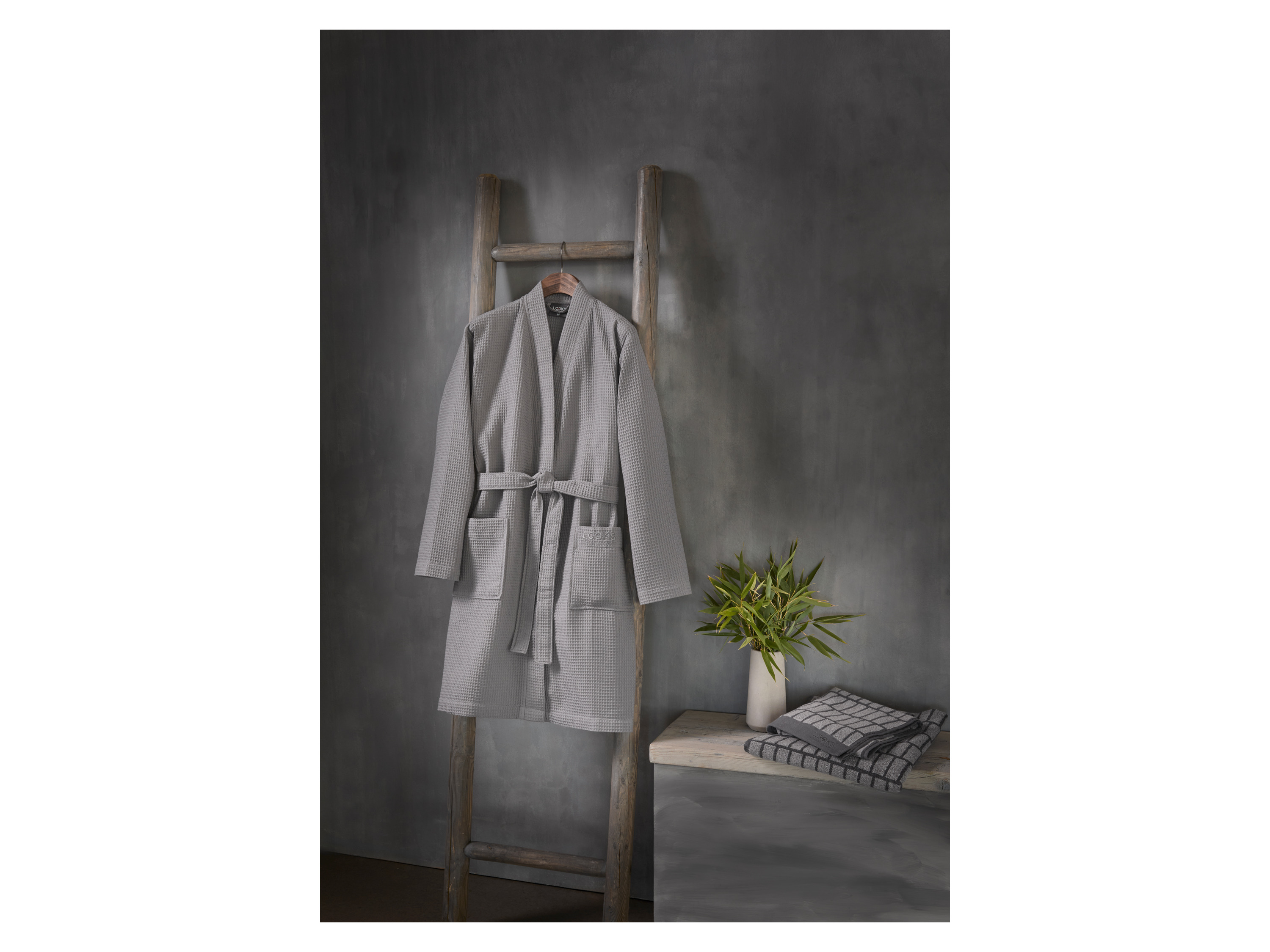 LOOKS BY WOLFGANG JOOP Bademantel (M)