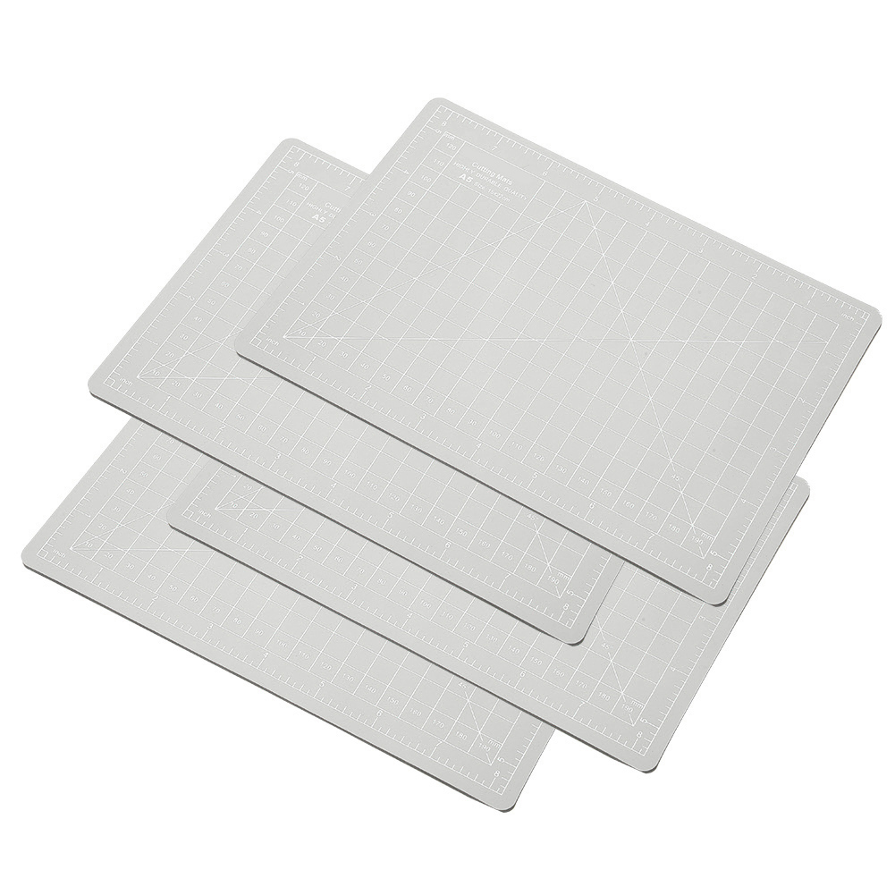 Set Aus 4 Manuellen Schneidematten, A5-format, Mit Eingravierten Siegeln, Für Bildende Kunst.