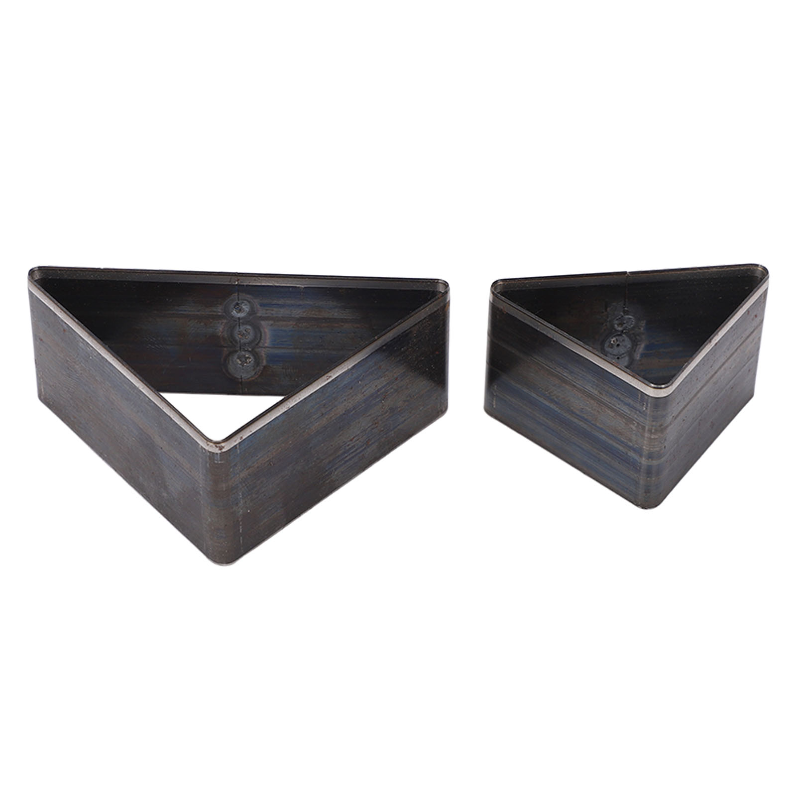 Set Aus 2 Dreieckigen Ausstechformen Aus Legiertem Stahl, Inklusive Aufbewahrungsbox Aus Leder.