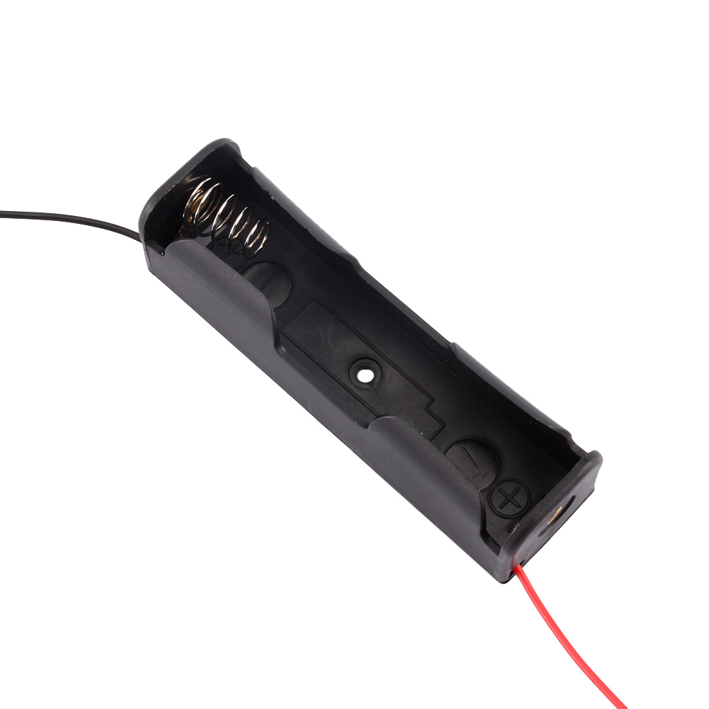 Aufbewahrungsbox Aus Kunststoff Für Wiederaufladbare 18650-batterien Mit Kabel.