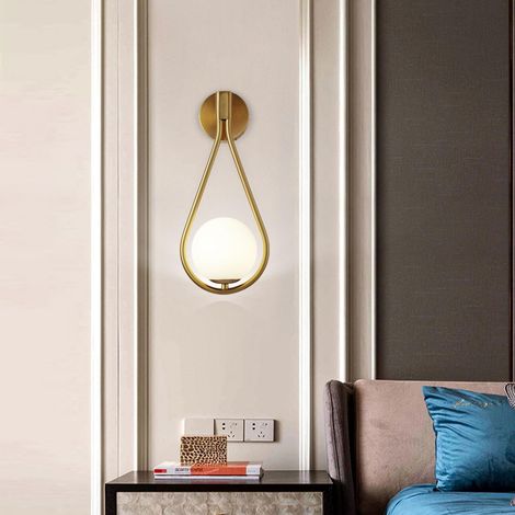 Nordisch-moderne Wandleuchte Mit Milchglaskugel, Nachttischlampe, Wandleuchte Aus Goldfarbenem Metall, Dekorative Wandleuchte Für Foyer/esszimmer