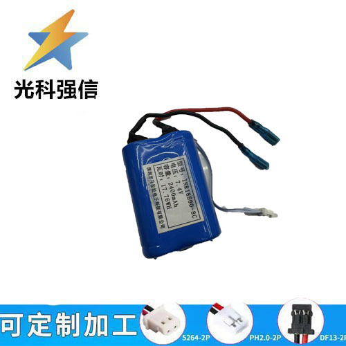 Leistungsstarker Lithium-polymer-akku Mit 2400 Mah Und 7,4 V, Flach Und Dreipolig