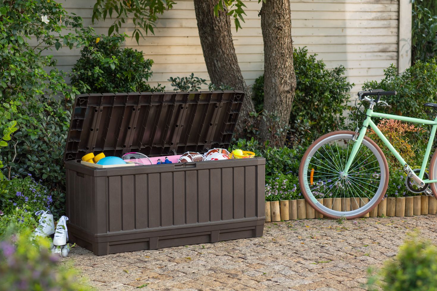 Keter Auflagenbox Kentwood 128 x 53,6 x 59 cm Bild 2