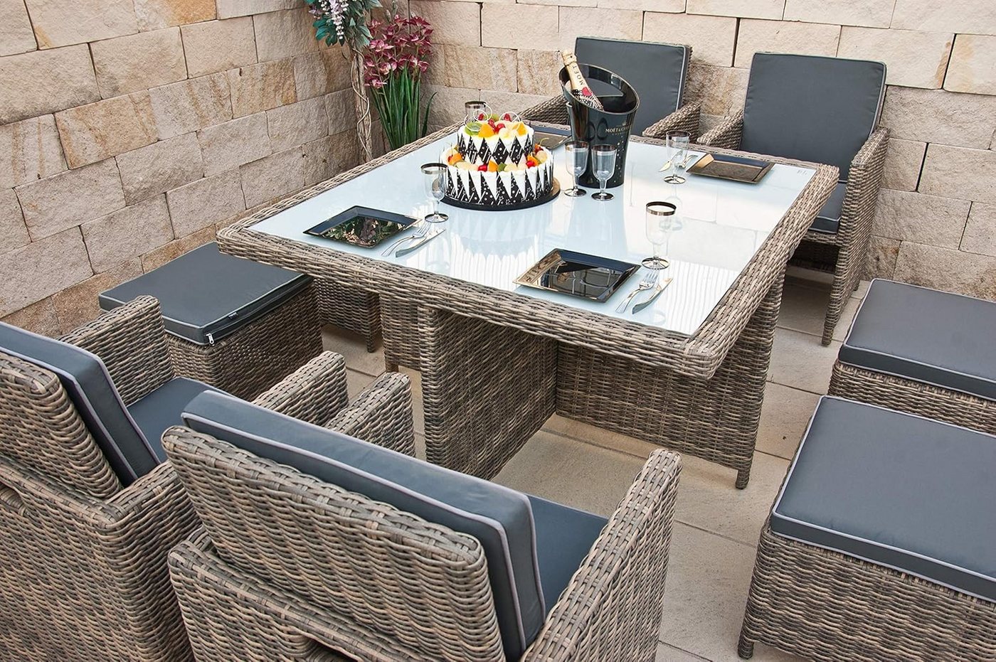 Ragnarök Möbel-Design Garten-Essgruppe Garten-Essgruppe Esstisch Set Heimdall 4+4, (Set, 4 vormontierte Sessel, 4 Hocker und 1 Tisch), Premium 4+4 Gartenmöbel-Set mit verschweißten Aluminiumgestellen