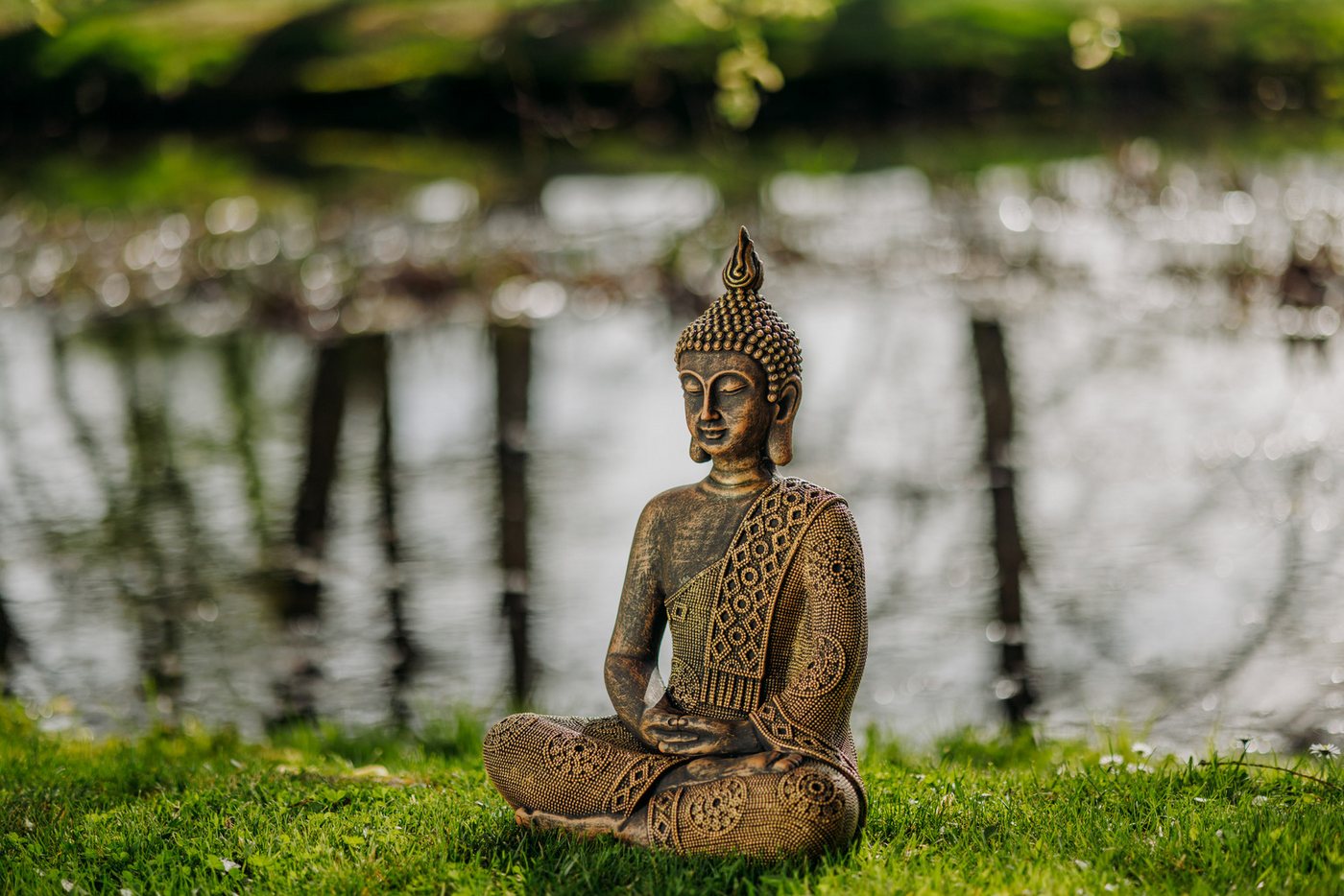 gartendekoparadies.de Gartenfigur Thailändische Buddha Statue, Steinfigur H. 49 cm, 16 kg, Frostsicher Bild 5