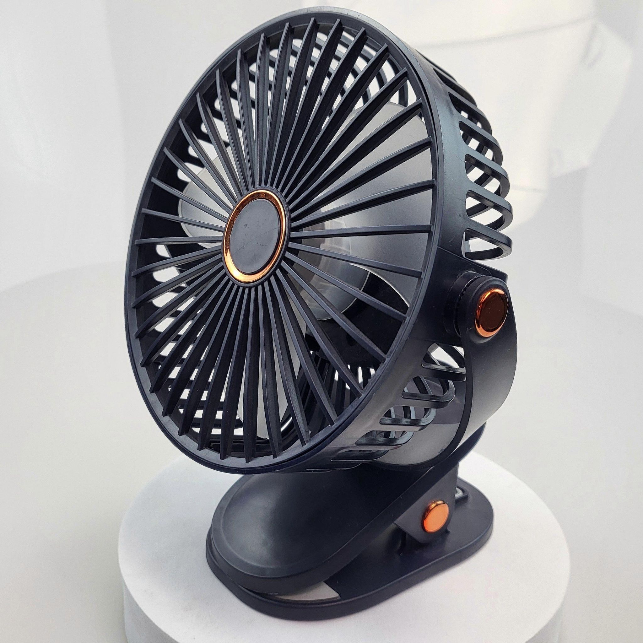 Tragbarer Mini-clip-ventilator Mit Led-anzeige, 5 Geschwindigkeitsstufen, Leiser Tischventilator, Batteriebetriebener Persönlicher Ventilator Für Büro Und Zuhause