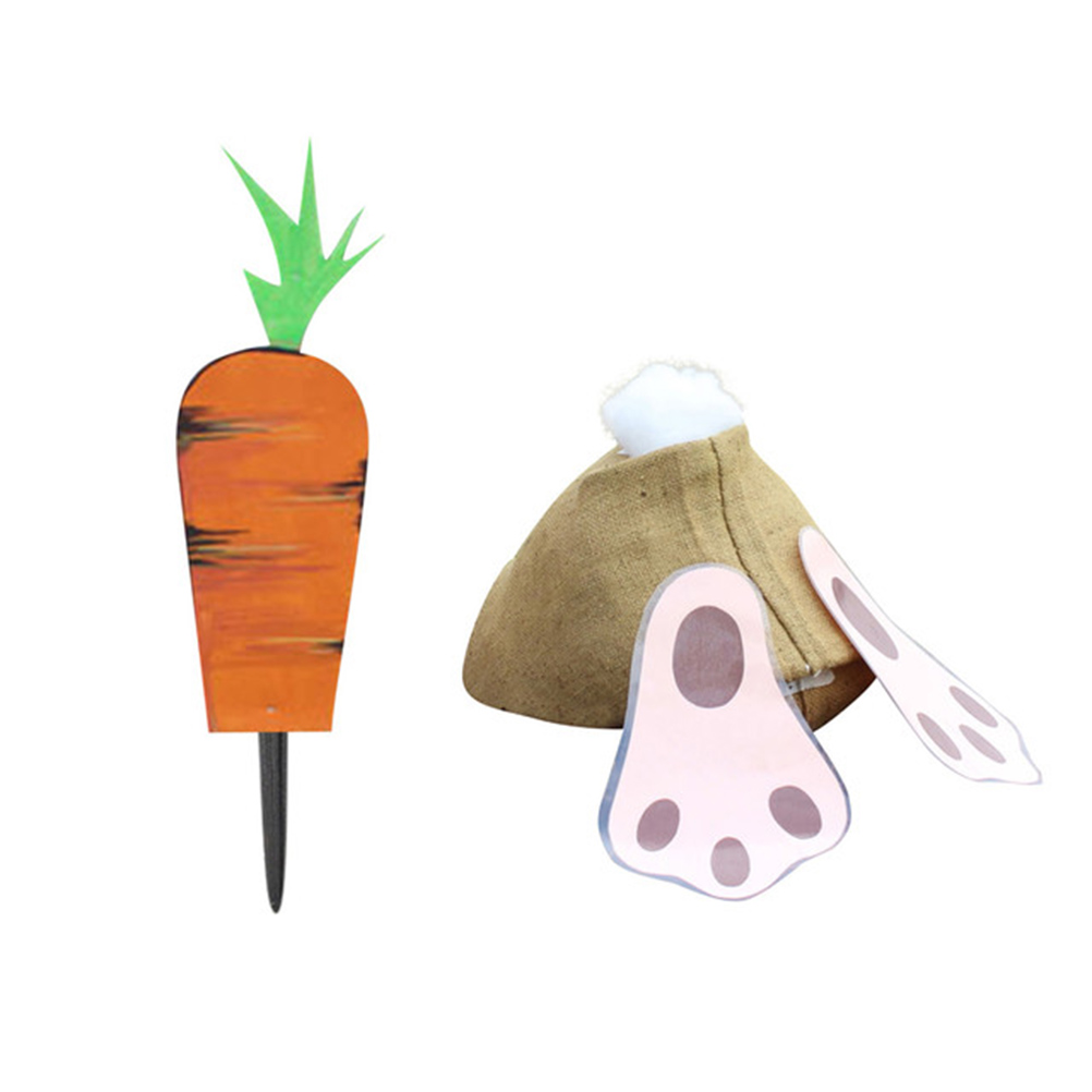 Accessoires Und Dekorationen Für Eine Gartenparty Auf Dem Rasen: Ostern, Lustiger Hase, Karotte, Dekorative Schilder Für Den Außenbereich