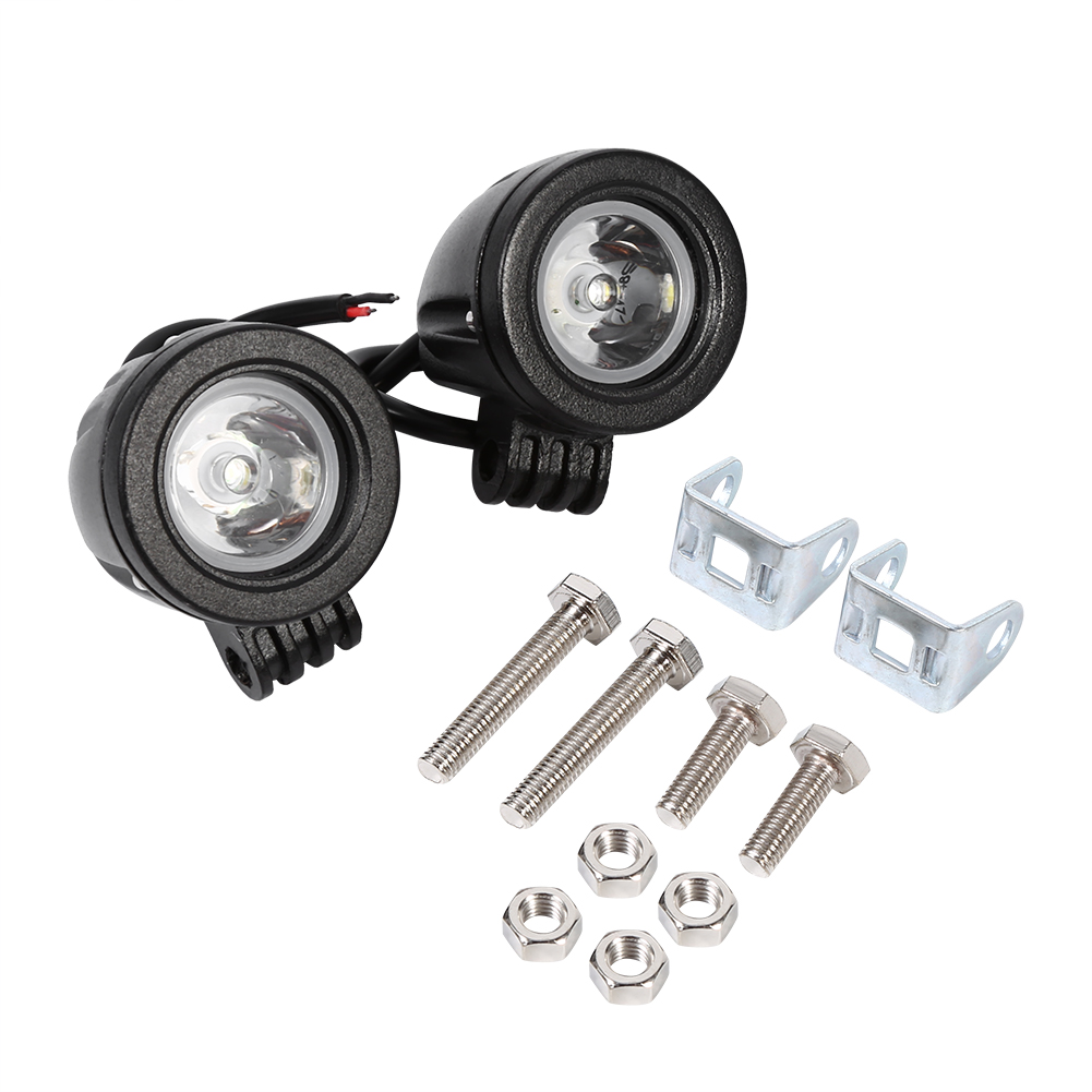 Set Mit 2 Leistungsstarken 10w Led-arbeitsscheinwerfern Für Offroad-motorräder, Nebelscheinwerfer Und Suchscheinwerfer.