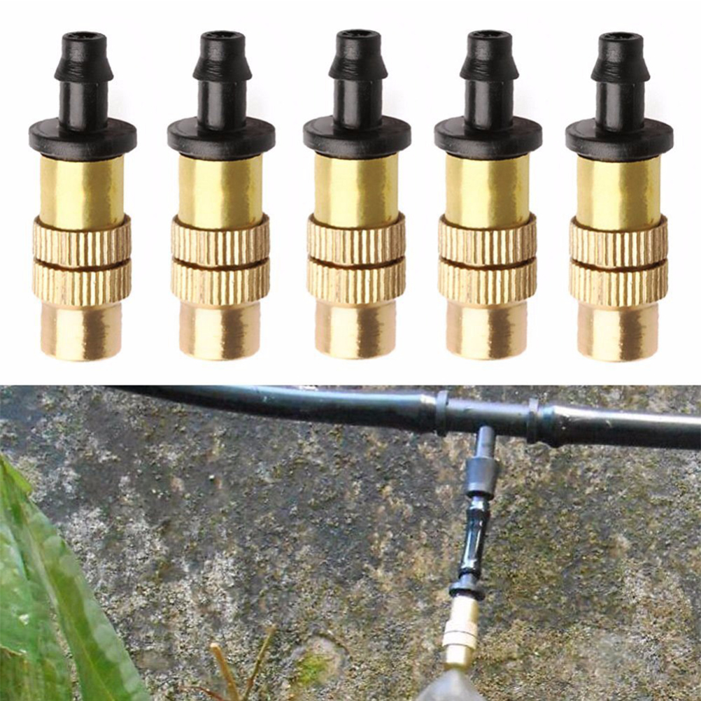 Set Mit 5 Verstellbaren Messing-sprühdüsen Für Den Garten