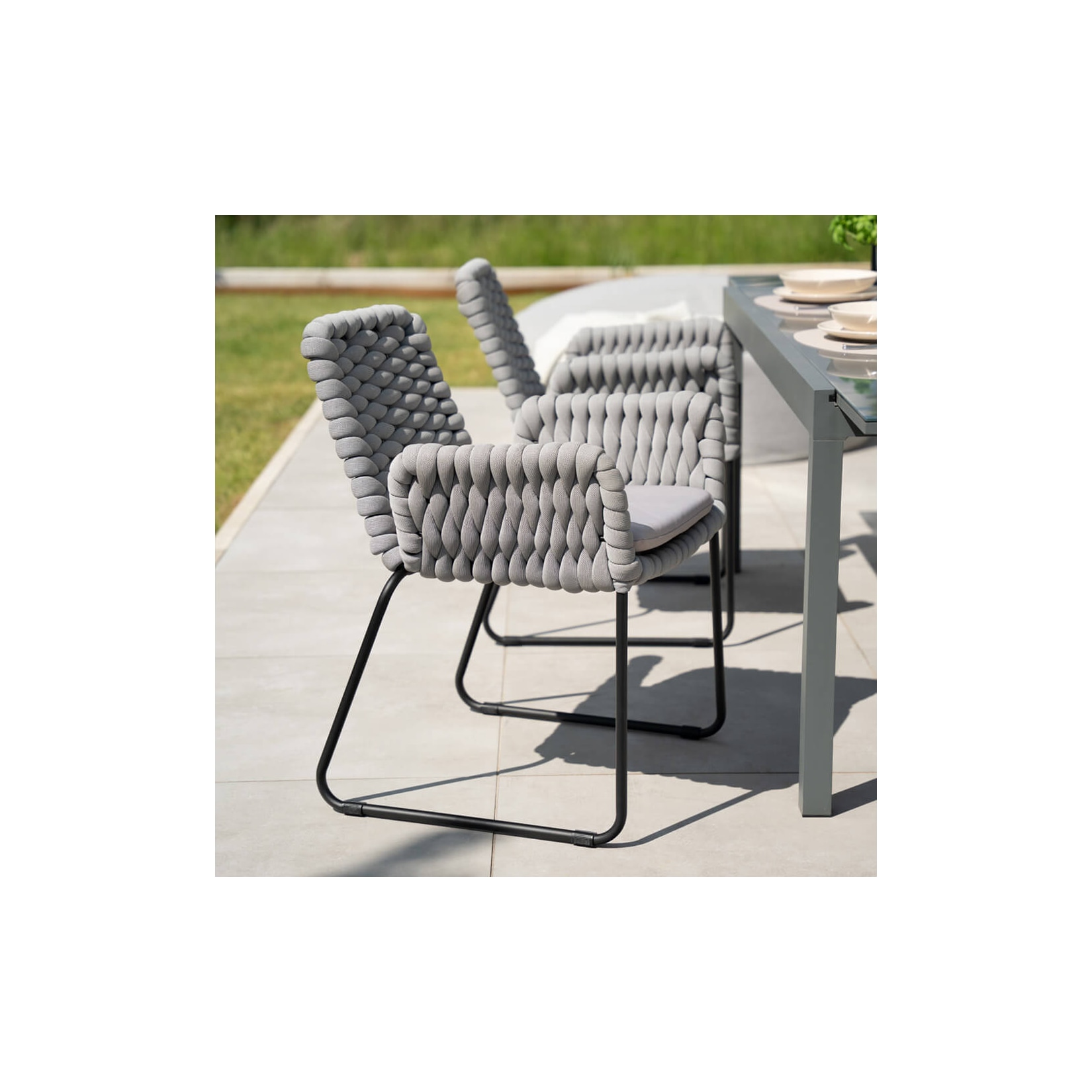 HOME DELUXE Gartenstuhl mit Armlehnen aus Seilgeflecht BALERO Hellgrau - 4er Set