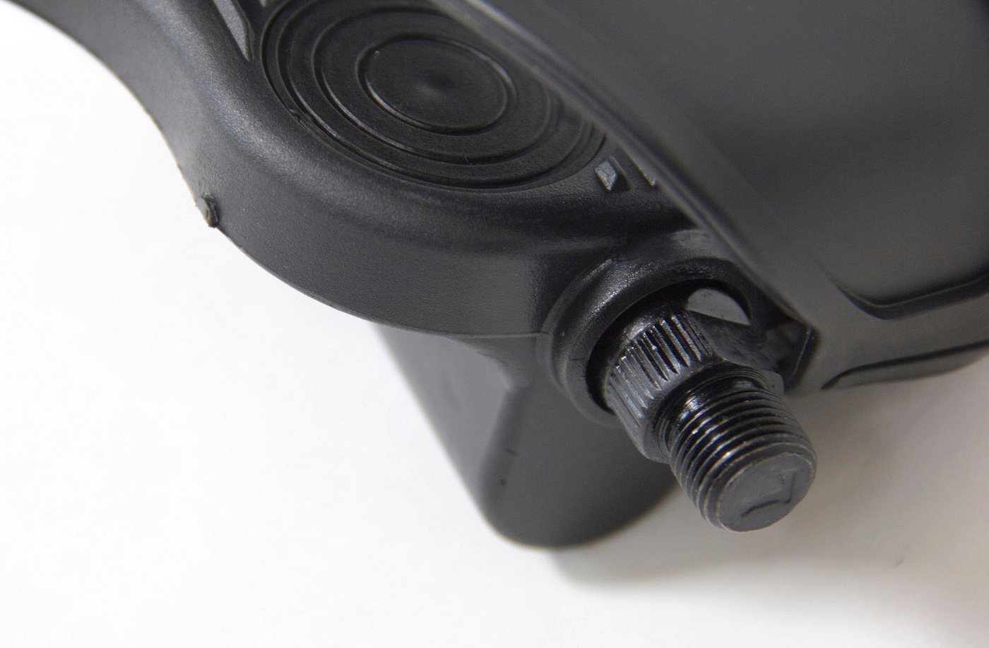 VirtuFit Fahrradpedale VirtuFit Heimtrainer Pedale 12 mm mit Fußriemen, rutschfest
