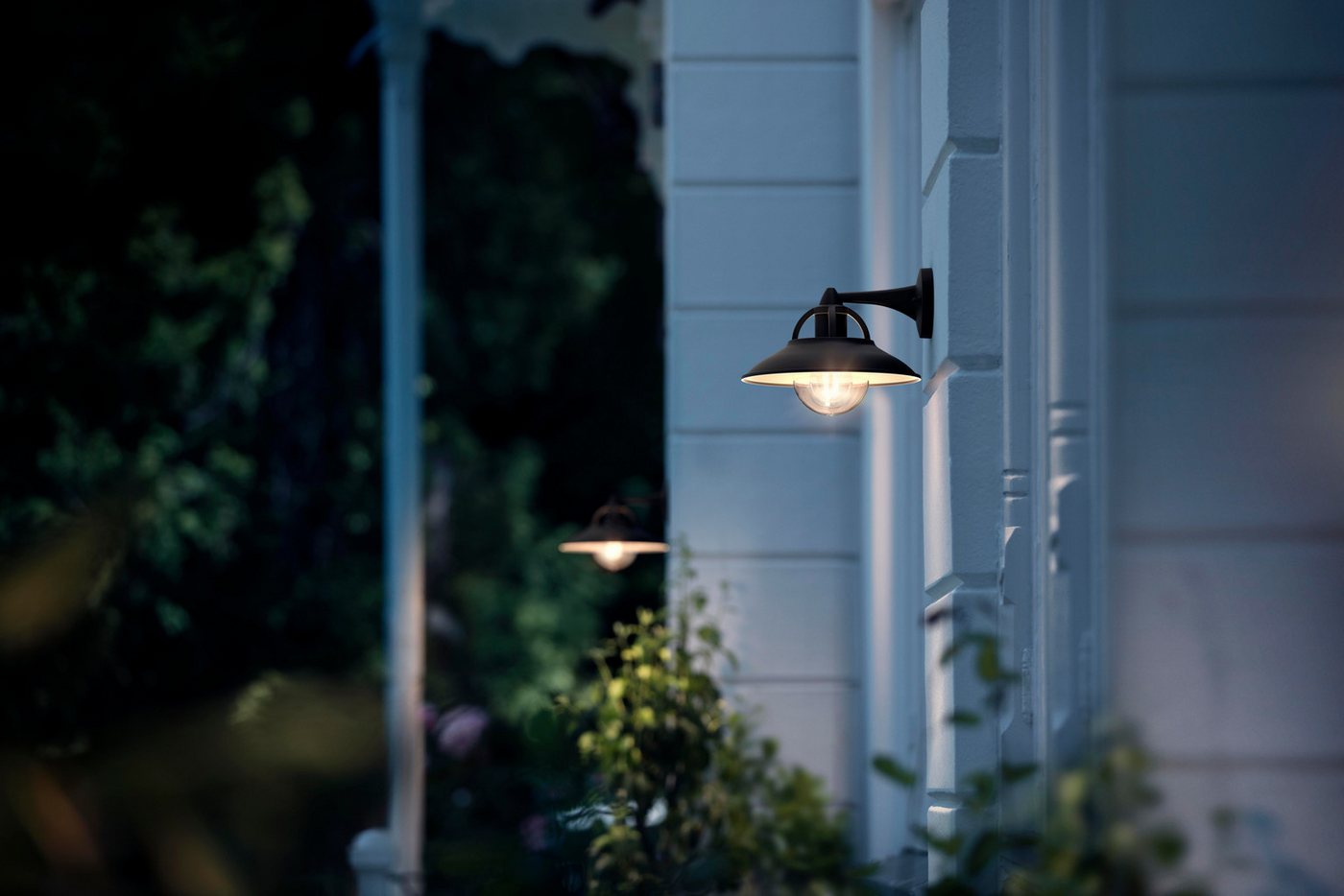 Philips Wandleuchte MyGarden Cormorant Schwarz 25 cm x 26,6 cm x 20,7 cm Bild 2