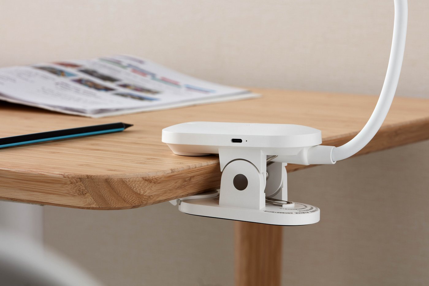 Philips Schreibtischleuchte Forys 5 W 4000 K 200,m mit Clip und Akkubetrieb Bild 2