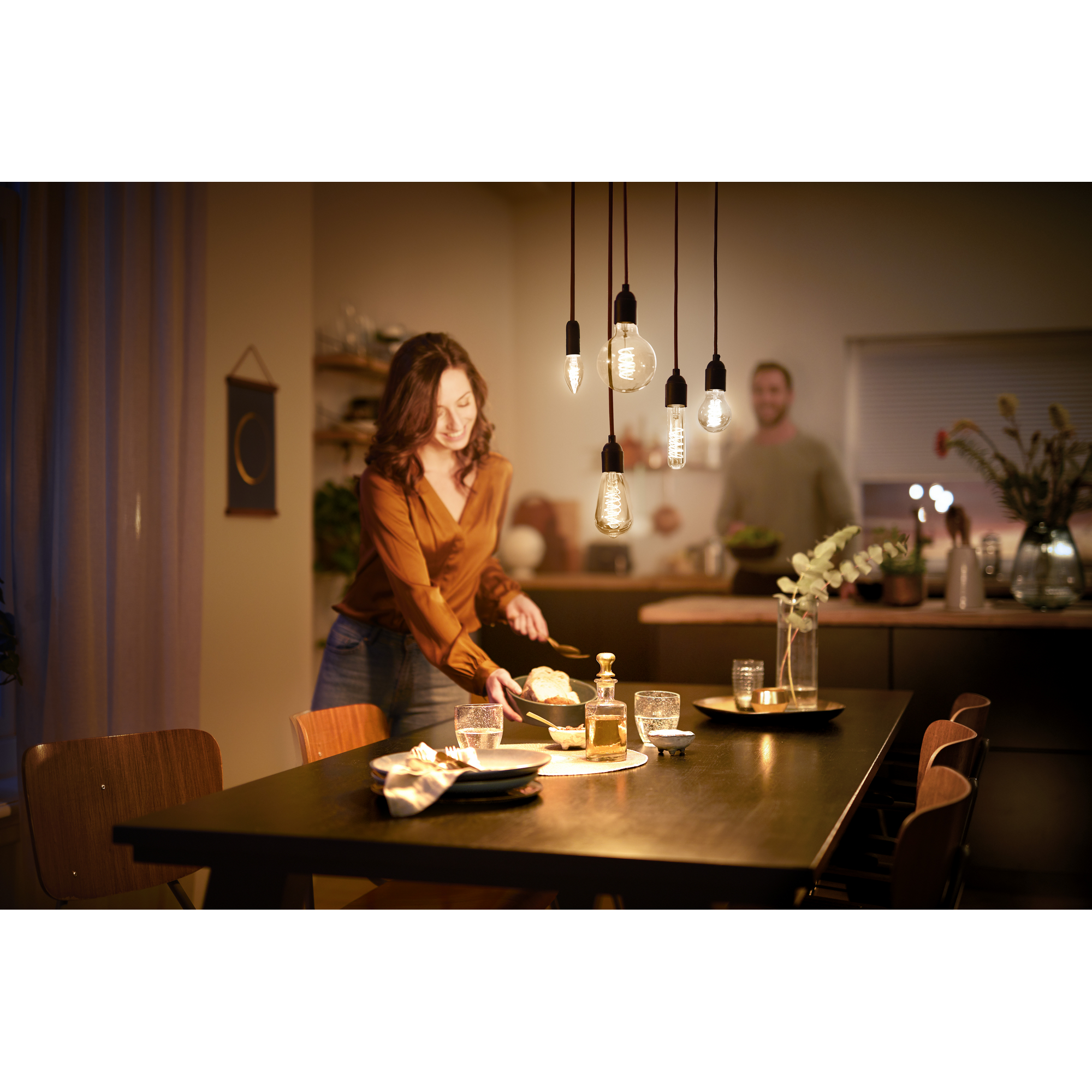 Philips LED-Leuchtmittel 'Classic' Standardform gold E27 3,1 W 250 lm warmweiß Bild 3
