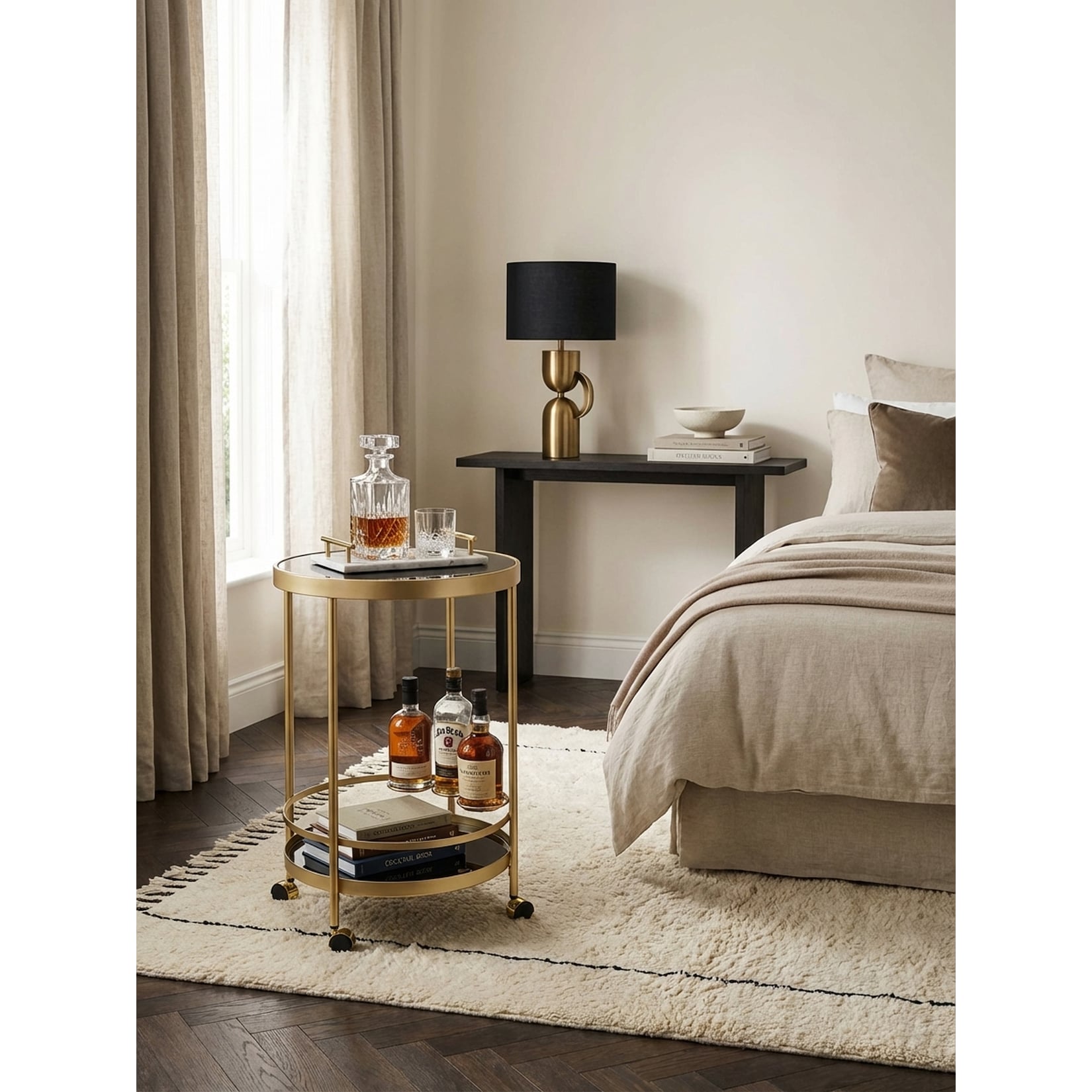 Servierwagen – Gold, Ø 45 cm, Schwarzglas, 2 Ebenen, auf Rollen