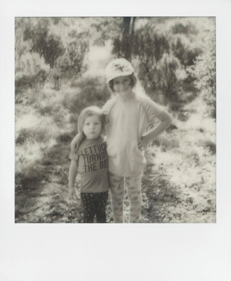 Polaroid Black & White Film SX-70 Type (8 exposures) - White Frame Bild 5