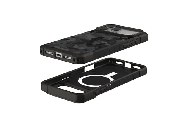 UAG Pathfinder Magsafe - Midnight Camo SE - iPhone 17 Pro Max