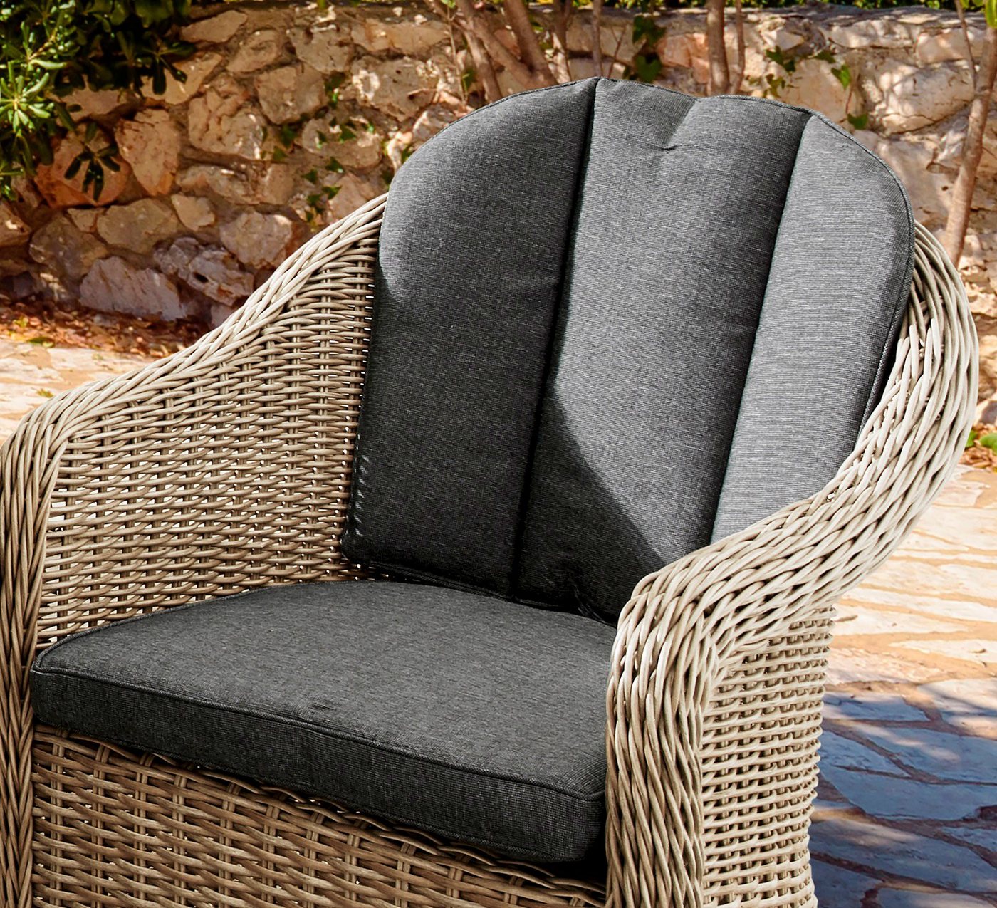 Destiny Garten-Essgruppe MALAGA LUNA 4 Se + Tisch Ø 100x75cm, natur meliert, (Set, 13-tlg., 4 Sessel inkl. Polster, Tisch mit aufgelegter Glasplatte), Aluminium, Polyrattan Bild 2