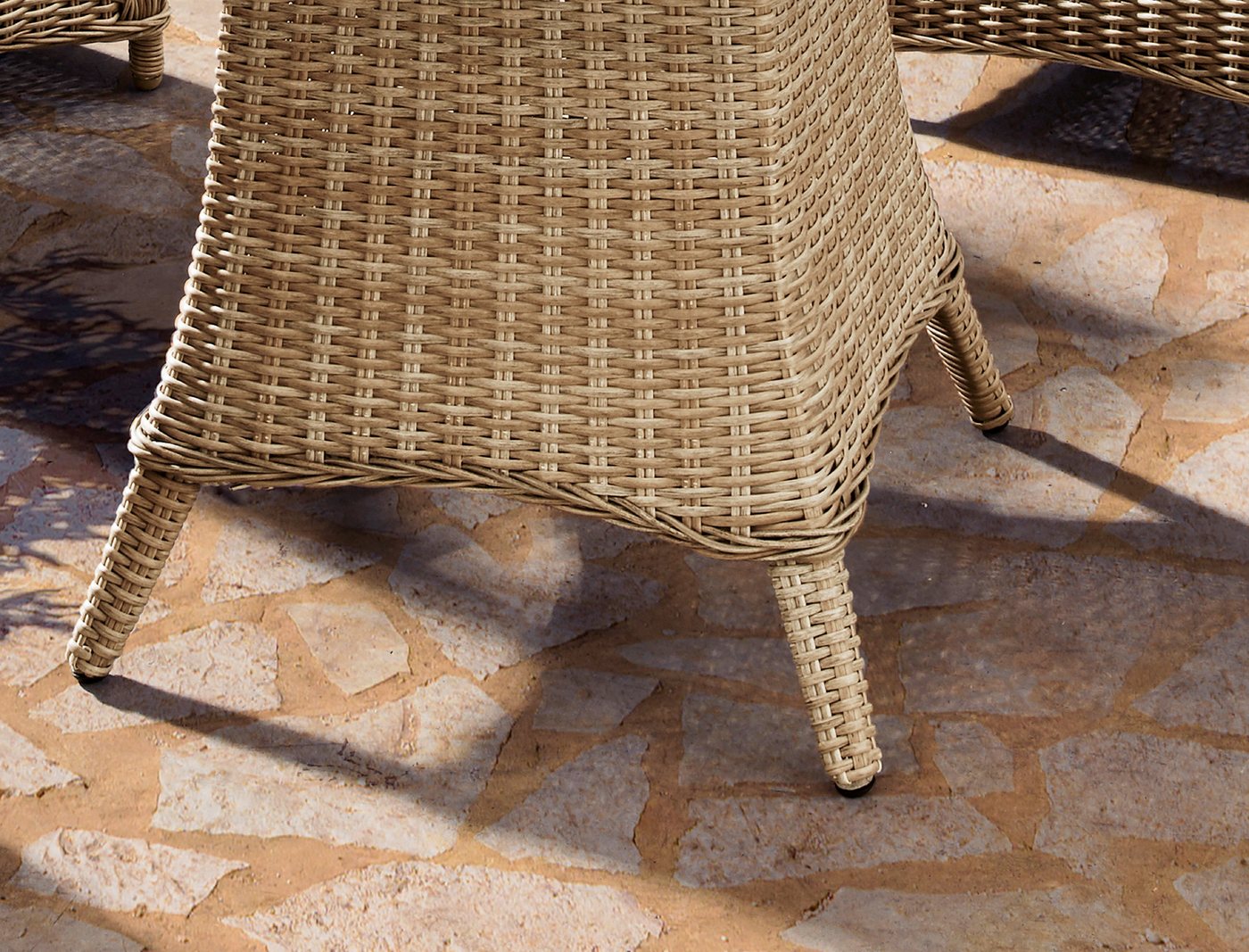 Destiny Garten-Essgruppe MALAGA LUNA 4 Se + Tisch Ø 100x75cm, natur meliert, (Set, 13-tlg., 4 Sessel inkl. Polster, Tisch mit aufgelegter Glasplatte), Aluminium, Polyrattan Bild 3