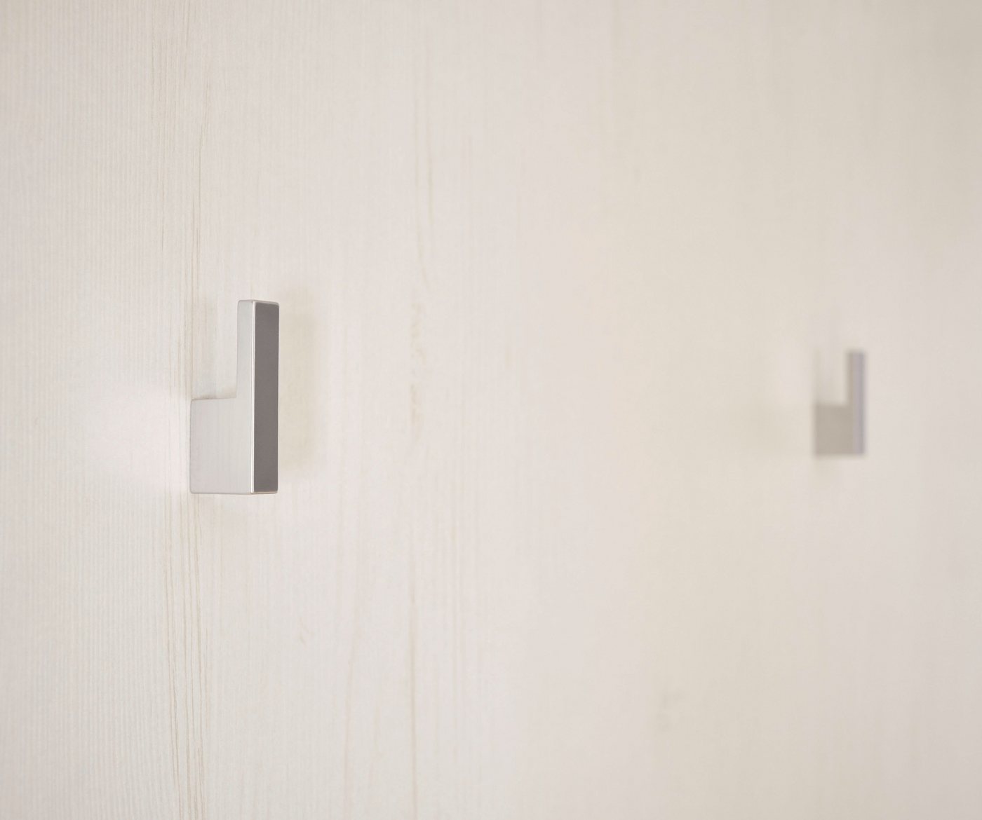OTTO home Garderobenpaneel Westminster, Wandregal im Landhausstil Flurgarderobe Garderobe Paneel, mit Ablage, Haken & Kleiderstange aus Metall, in 2 Farben erhältlich Bild 4