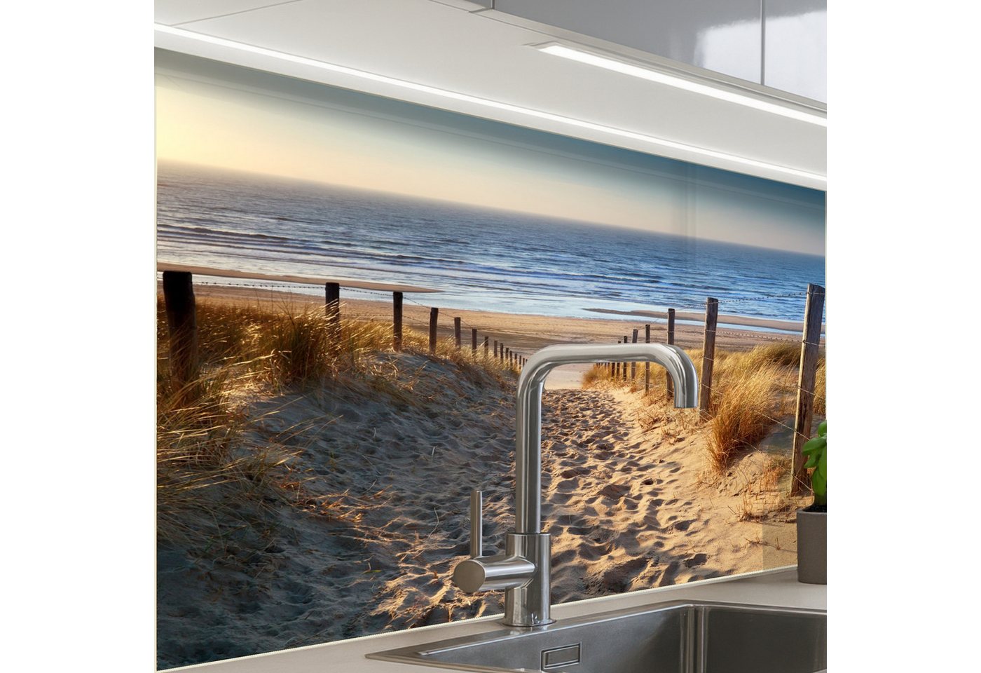 KitchenYeah Küchenrückwand selbstklebend Strand - Meer - Niederlande - Dünen - Sonne, (1-tlg), Spritzschutz, Küche, Rückwand, Küchenwand, Küchenfront, 80x60 cm
