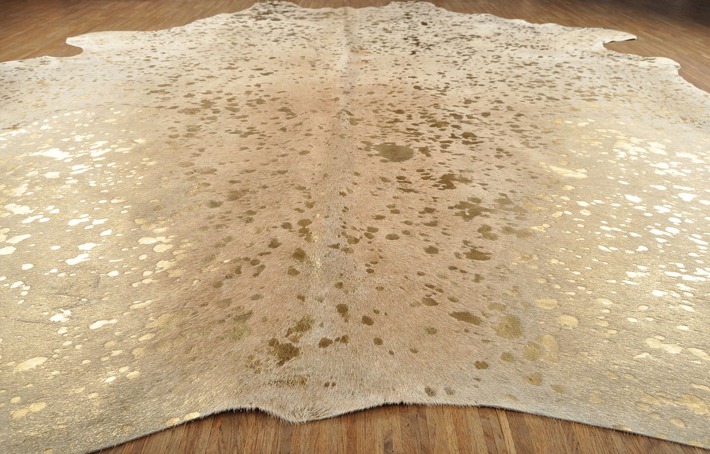 KUHFELL online & NOMAD Fellteppich Kuhfell Rinderfell Teppich hellgrau Silber & Gold Metallic Effekt XL